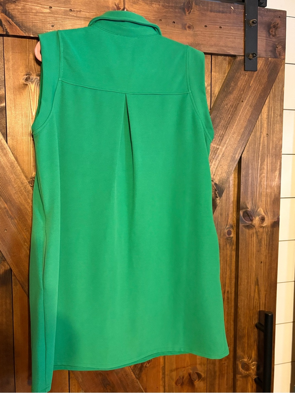 Entro Sleeveless Green Collared Shift Dress - Picture 2 of 3